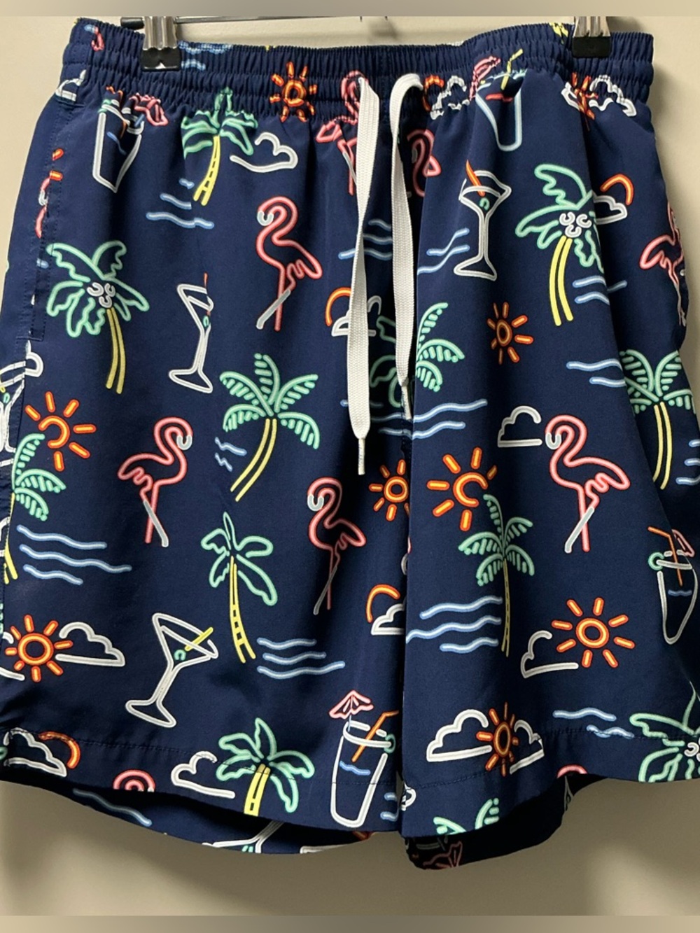 Chubbies The Neon Lights 7” Inseam Stretch Swim Trunks Men’s Size Medium